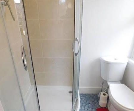 Spencer Inn Apartments Harrow Dış mekan fotoğraf