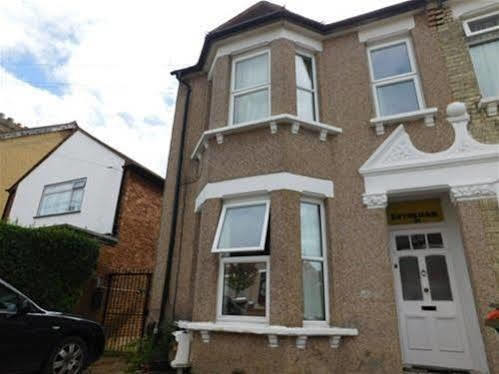 Spencer Inn Apartments Harrow Dış mekan fotoğraf