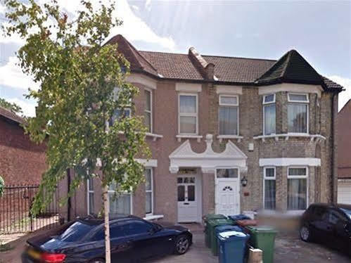 Spencer Inn Apartments Harrow Dış mekan fotoğraf